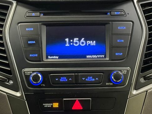 Used 2017 Hyundai Santa Fe Sport FWD image 14