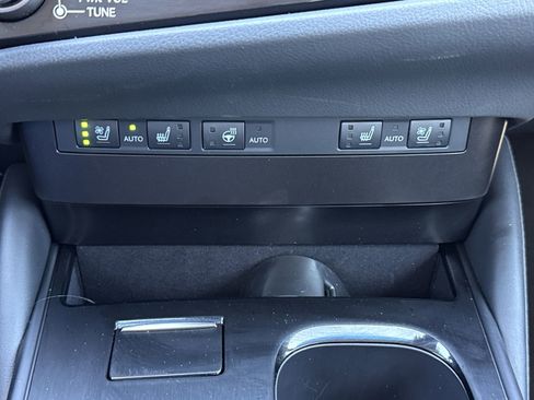 Used 2025 Lexus ES 350 350 w/ Premium Package image 29