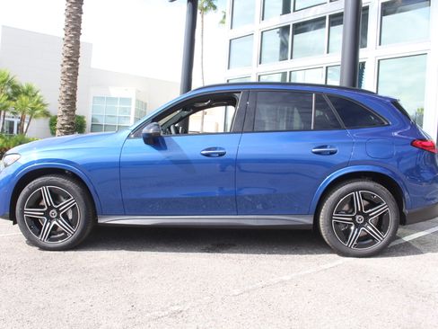New 2026 Mercedes-Benz GLC 350e GLC 350e image 3