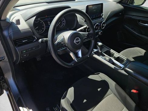 Used 2025 Nissan Sentra SV w/ Trunk Package FWD image 11