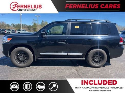 Used 2018 Toyota Land Cruiser AWD/4WD image 5