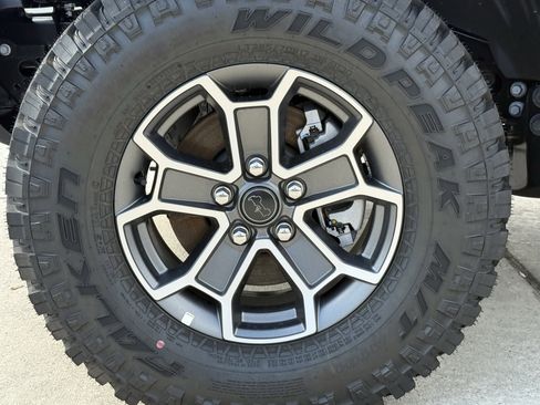 New 2026 Jeep Gladiator Mojave w/ Steel Bumper Group AWD/4WD image 8