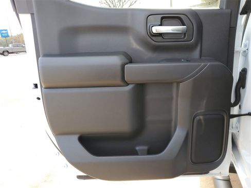 New 2026 Chevrolet Silverado 1500 Custom Trail Boss w/ LPO, Dark Essentials Package image 14