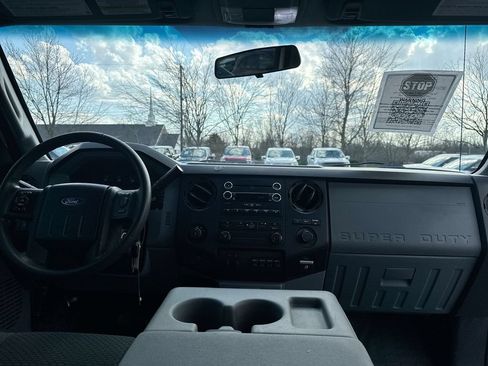 Used 2016 Ford F250 XL w/ Power Equipment Group AWD/4WD image 10
