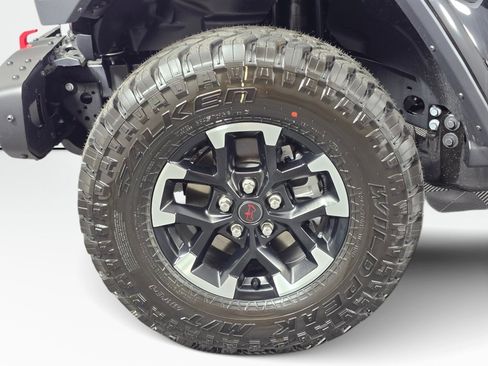 New 2026 Jeep Gladiator Sport AWD/4WD image 12