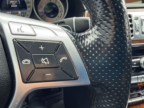 Used 2014 Mercedes-Benz E 350 4MATIC Sedan image 25