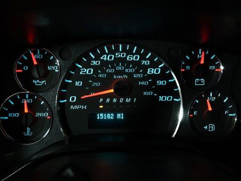 Used 2024 Chevrolet Express 2500 w/ Driver Convenience Package RWD image 14