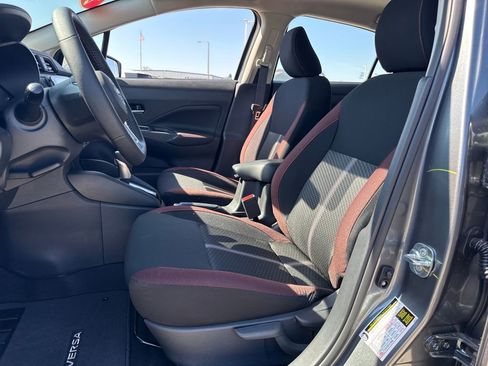 New 2025 Nissan Versa SR w/ Trunk Package image 15