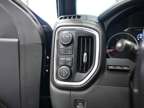 Used 2021 Chevrolet Silverado 1500 High Country w/ Technology Package image 25