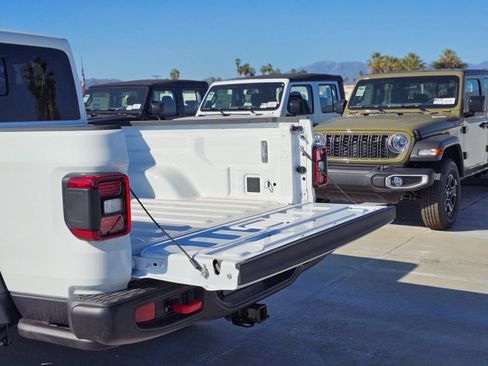 New 2026 Jeep Gladiator Rubicon w/ Steel Power Dome Hood Package image 8