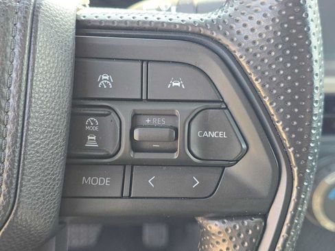 Used 2024 Toyota Tacoma SR5 AWD/4WD image 29