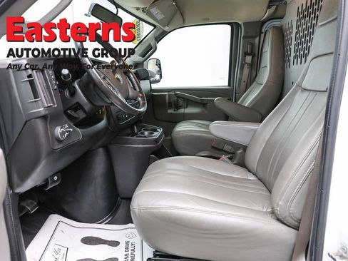 Used 2021 Chevrolet Express 2500 w/ Driver Convenience Package RWD image 14