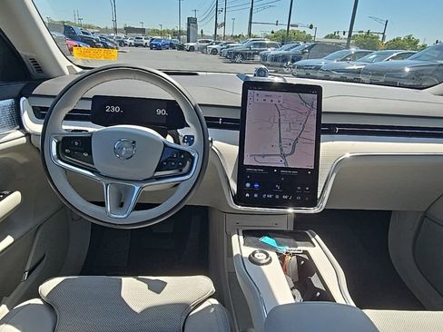 Used 2025 Volvo EX90 Ultra AWD/4WD image 2