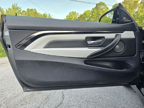 Used 2015 BMW M4 Coupe image 35