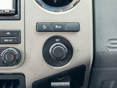 Used 2013 Ford F250 XLT w/ XLT Interior Pkg image 23