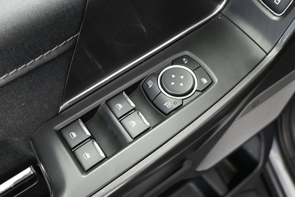 Used 2024 Ford F150 Lariat w/ Bed Utility Package AWD/4WD image 15