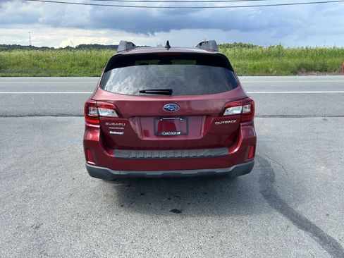Used 2016 Subaru Outback 2.5i Limited AWD/4WD image 7