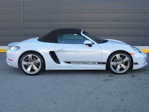 Certified 2024 Porsche 718 Boxster image 31