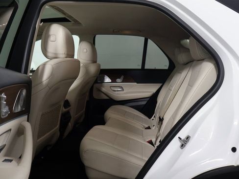 Certified 2022 Mercedes-Benz GLE 350 w/ 3rd Row Seat Package image 11