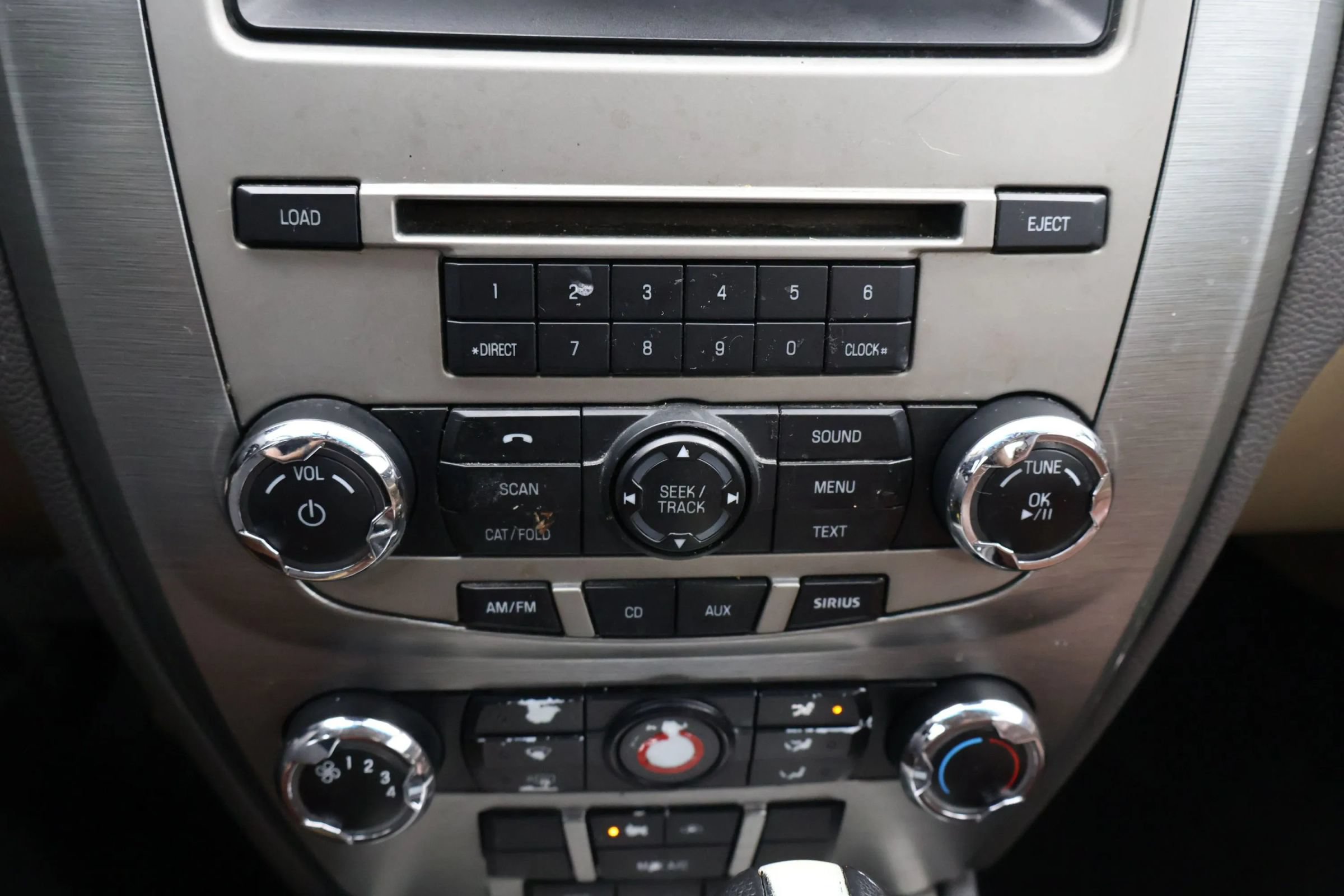 Used 2012 Ford Fusion SE FWD image 26