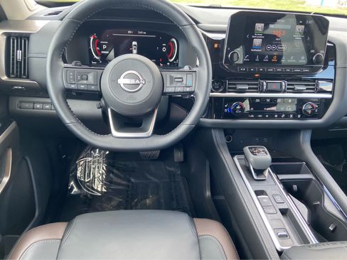 Used 2025 Nissan Pathfinder Platinum w/ Cargo Package FWD image 22