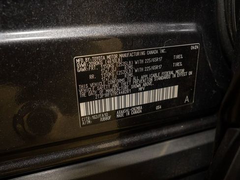 Used 2024 Toyota RAV4 XLE image 18