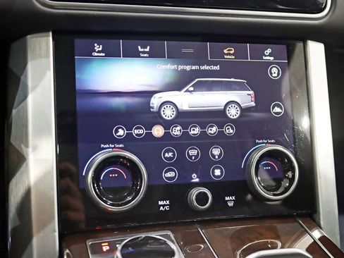 Used 2020 Land Rover Range Rover HSE AWD/4WD image 24