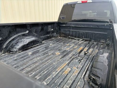 Used 2019 Ford F350 XLT w/ XLT Premium Package AWD/4WD image 8