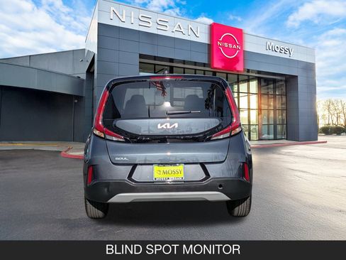 Used 2024 Kia Soul LX w/ Option Group 015 image 9