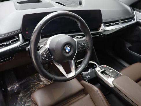 Certified 2025 BMW X1 xDrive28i w/ Premium Package image 6