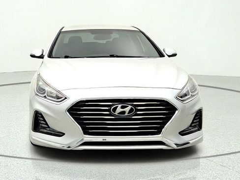 Used 2018 Hyundai Sonata SEL FWD image 2