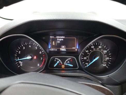 Used 2017 Ford Focus SE w/ Cold Weather Package FWD image 36