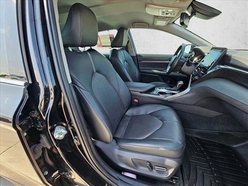 Used 2023 Toyota Camry XLE FWD image 19