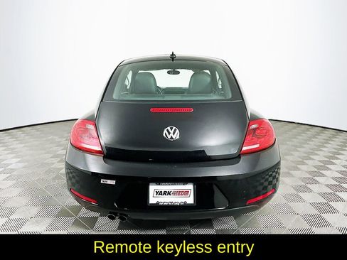 Used 2014 Volkswagen Beetle 2.5 image 9