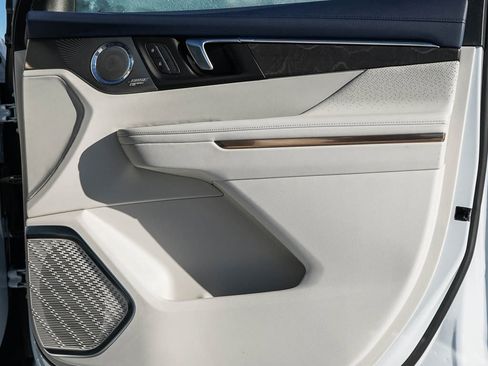 New 2026 Buick Enclave Avenir w/ Super Cruise Package image 29