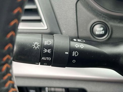 Used 2023 Subaru Crosstrek 2.5i Limited image 18