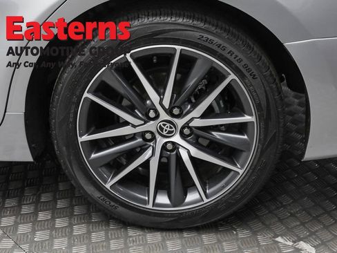 Used 2024 Toyota Camry XLE image 8