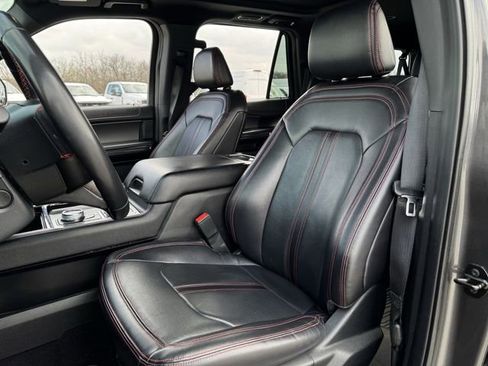 Used 2021 Ford Expedition Max Limited image 28