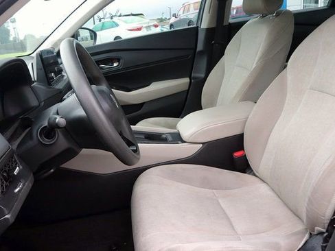 Used 2023 Honda Accord EX image 13