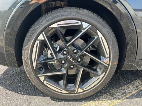 New 2025 Kia K4 GT-Line w/ GT-Line Premium Package image 12