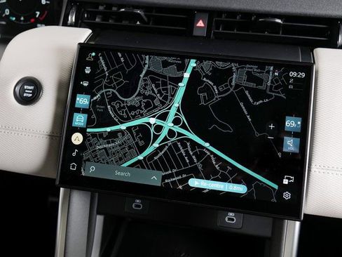 New 2026 Land Rover Discovery Sport Landmark AWD/4WD image 15