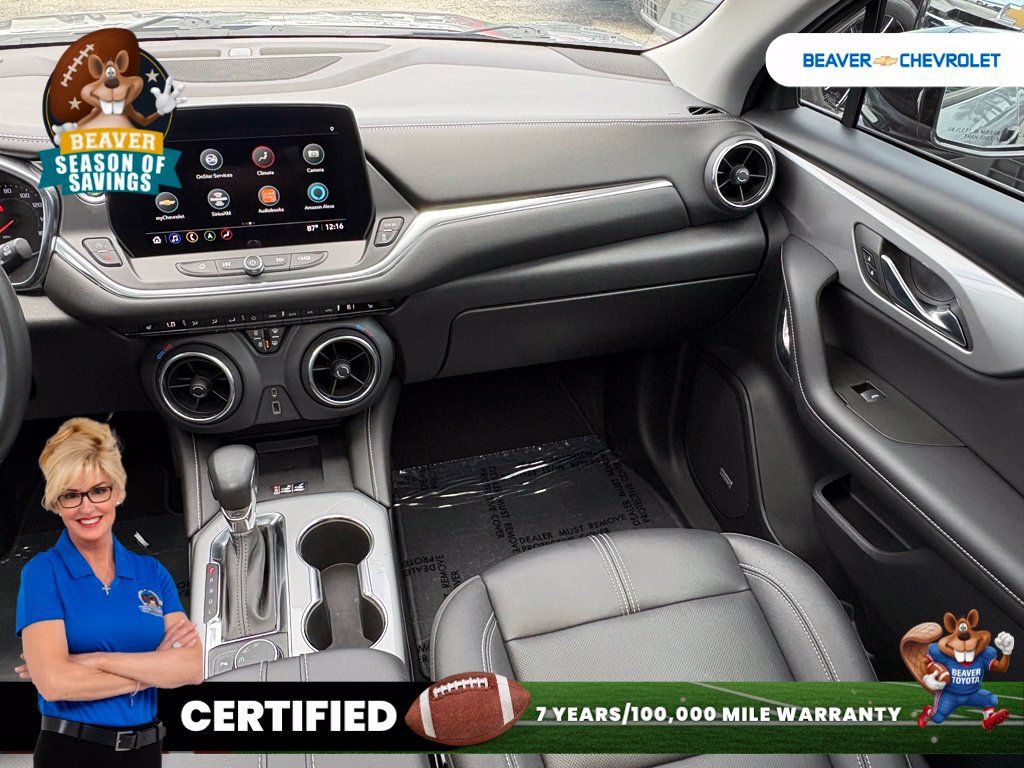 Used 2023 Chevrolet Blazer LT w/ Sound & Technology Package FWD image 17