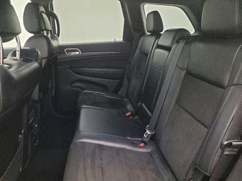 Used 2021 Jeep Grand Cherokee Laredo X RWD image 18