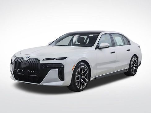 New 2026 BMW 740i xDrive w/ Premium Package AWD/4WD image 1