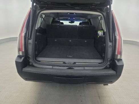 Used 2015 Cadillac Escalade ESV Luxury AWD/4WD image 29
