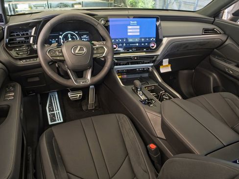 New 2026 Lexus TX 500h AWD image 15