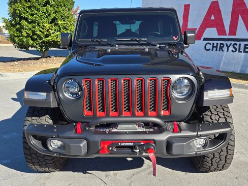 Used 2023 Jeep Wrangler Unlimited Rubicon image 2