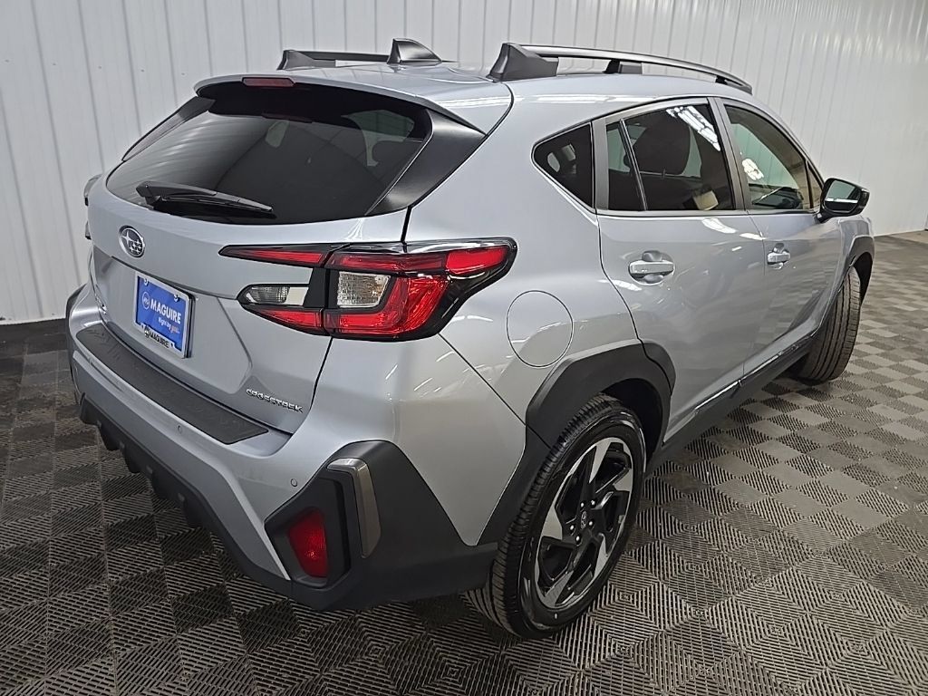 Used 2024 Subaru Crosstrek 2.5i Limited AWD/4WD image 10