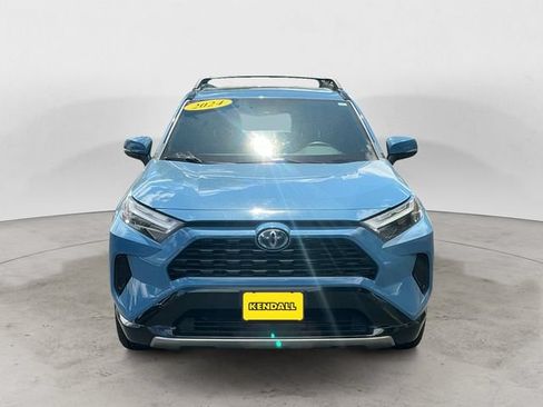 Used 2024 Toyota RAV4 SE w/ Convenience Package AWD/4WD image 8