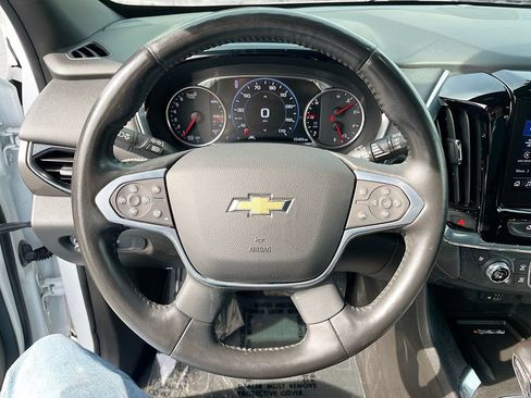 Used 2022 Chevrolet Traverse Premier AWD/4WD image 11